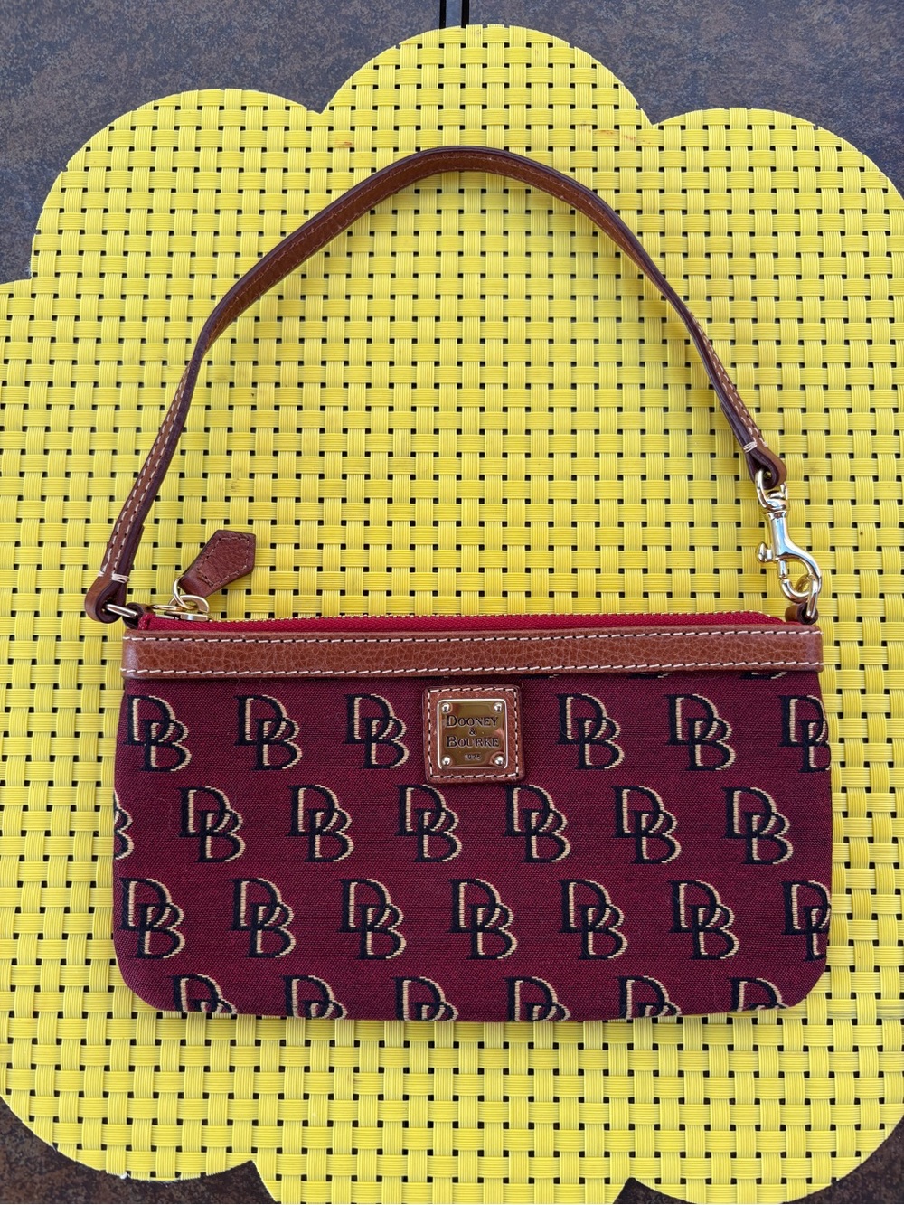 Dooney & Bourke Gretta Large Slim Wristlet